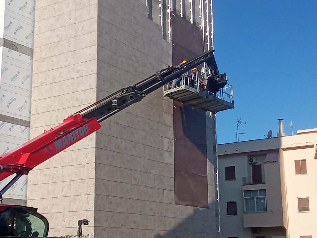 parete ventilata soseteg hotel mercury