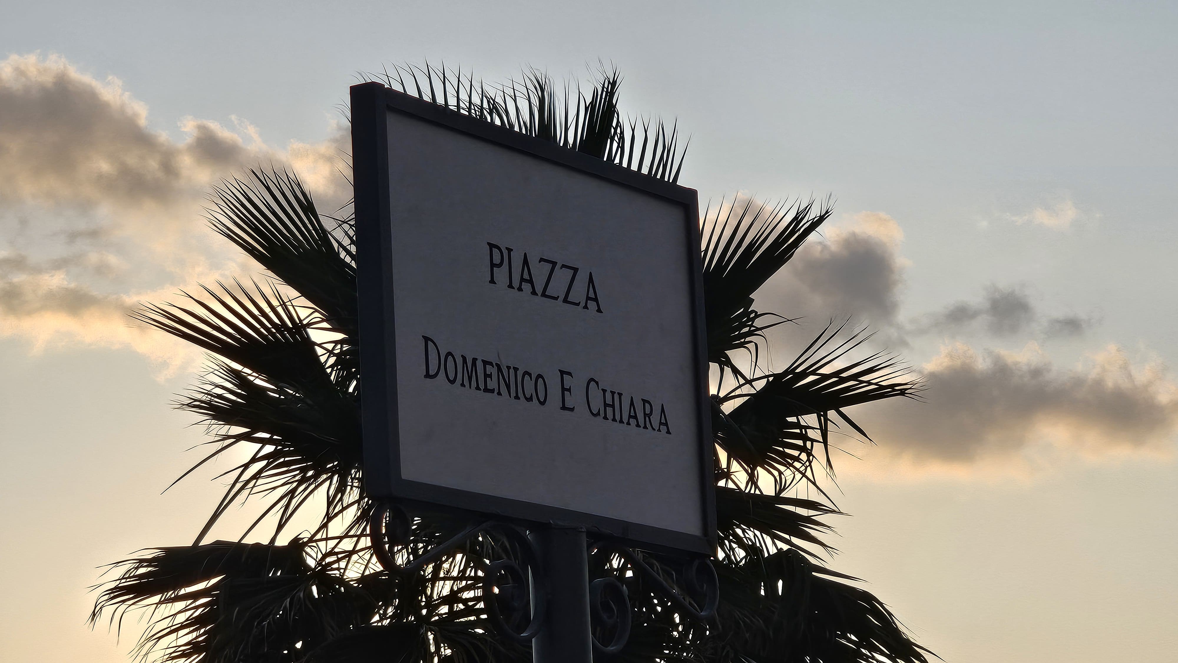 piazza domenico e chiara