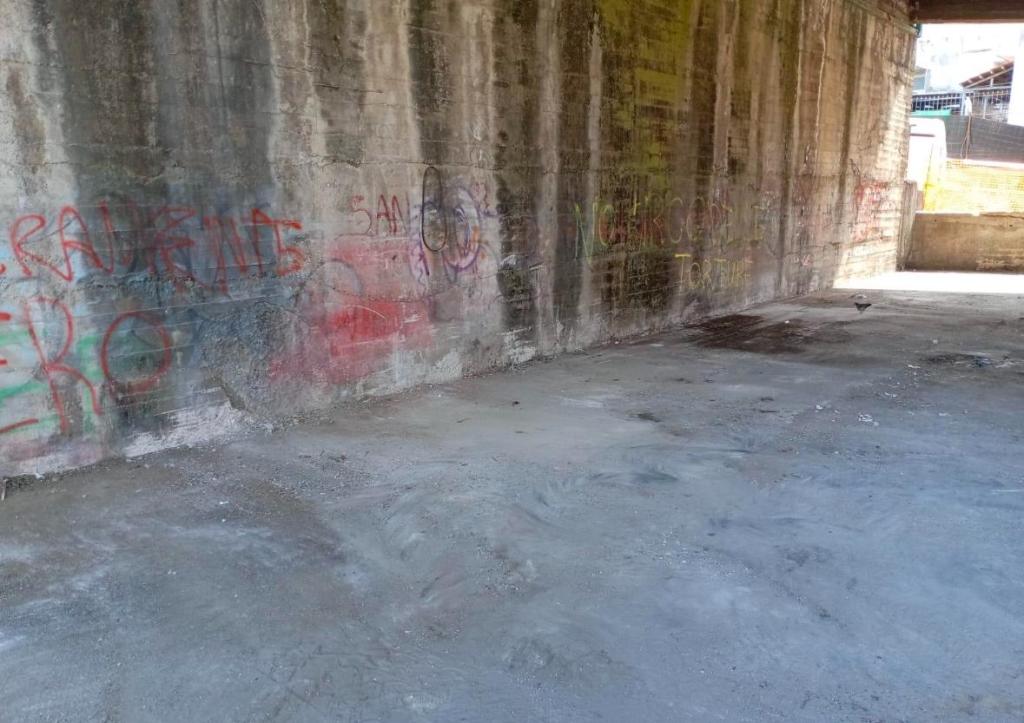 Reggio Calabria, chiusi i varchi sotto il ponte di Sant’Anna: stop al degrado