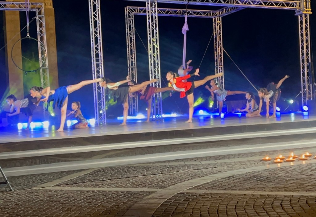 La Briritmica incanta l’Arena dello Stretto. Evento sportivo e artistico di alto livello