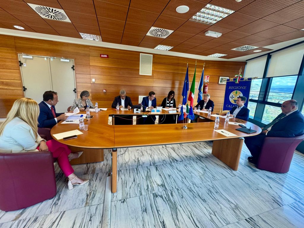 FOTO GIUNTA LUGLIO x