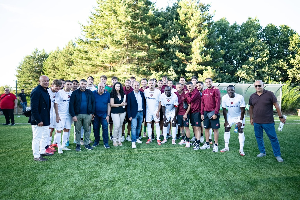 Foto gruppo Reggina Cucullaro