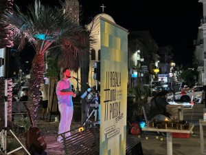 Regala Una Poesia – Stories