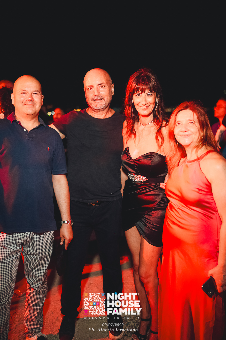 barbaratuckercalaviola ()