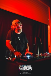 barbaratuckercalaviola ()