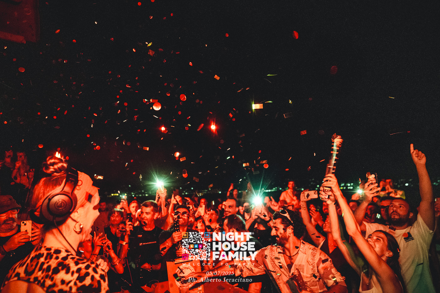 barbaratuckercalaviola ()