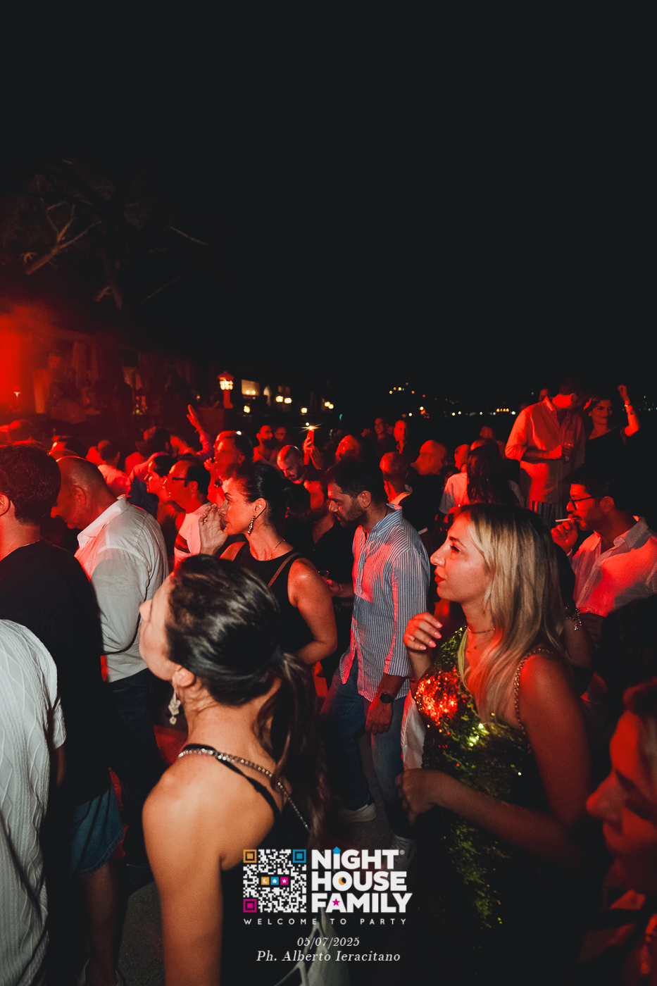 barbaratuckercalaviola ()