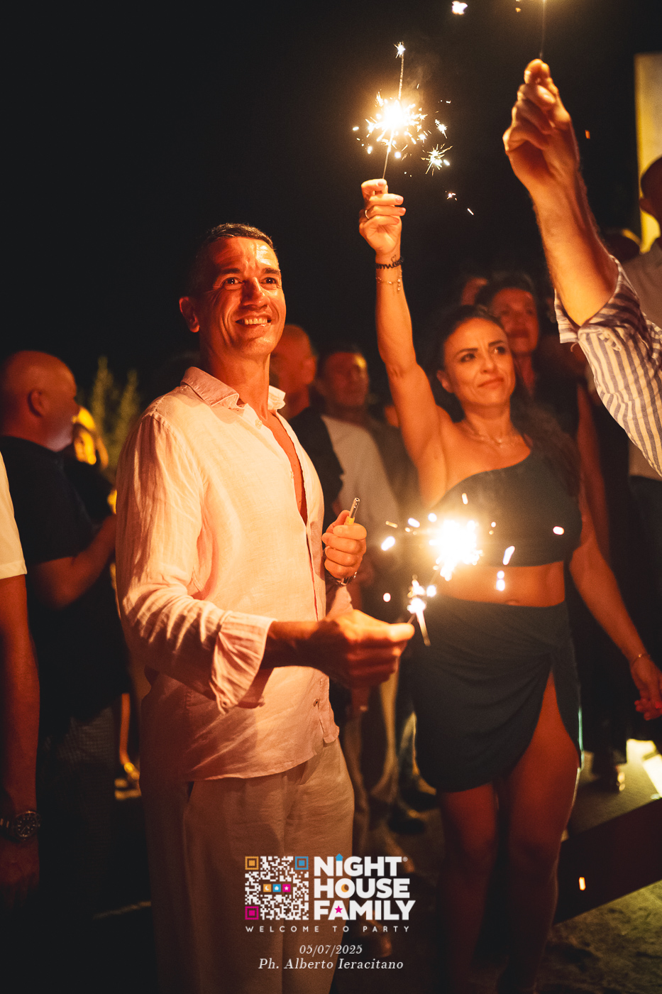 barbaratuckercalaviola ()