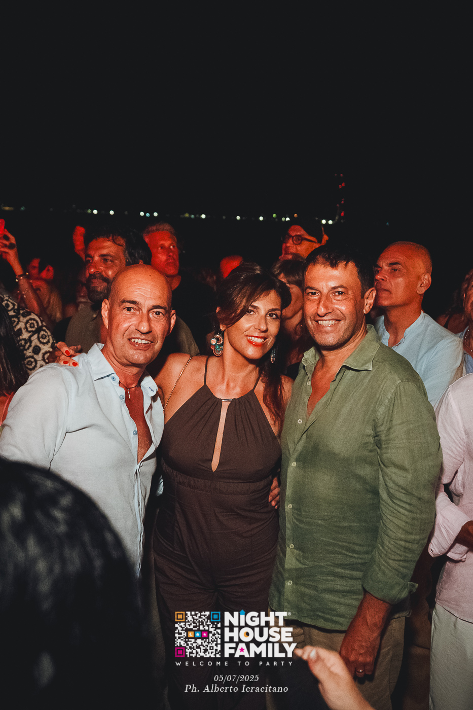 barbaratuckercalaviola ()