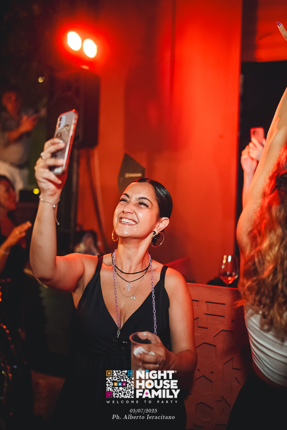 barbaratuckercalaviola ()