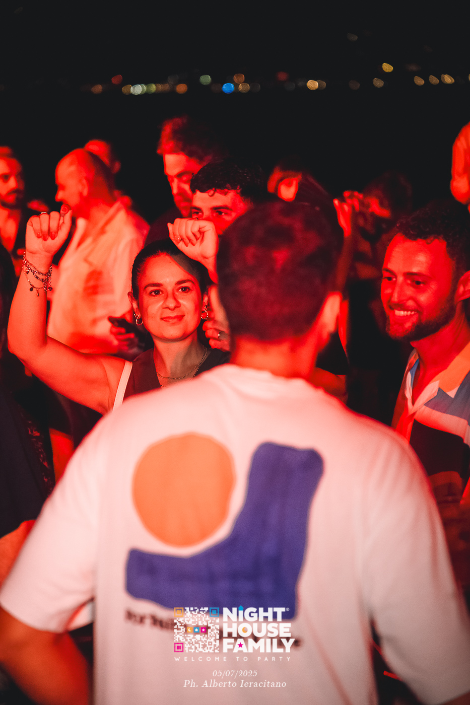 barbaratuckercalaviola ()