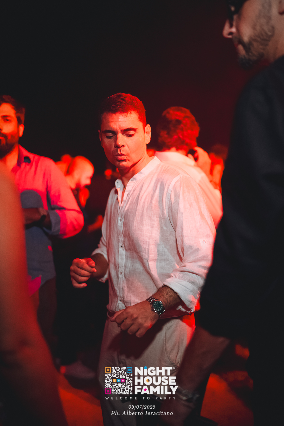 barbaratuckercalaviola ()