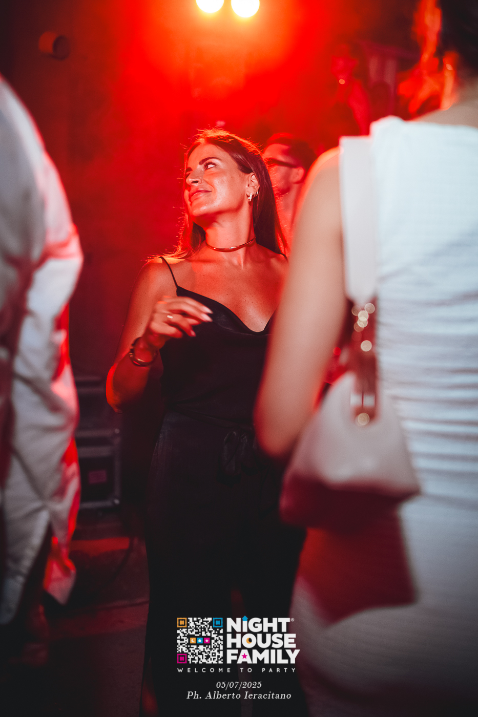 barbaratuckercalaviola ()