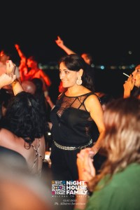 barbaratuckercalaviola ()