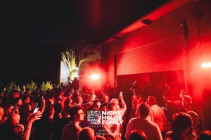 barbaratuckercalaviola ()