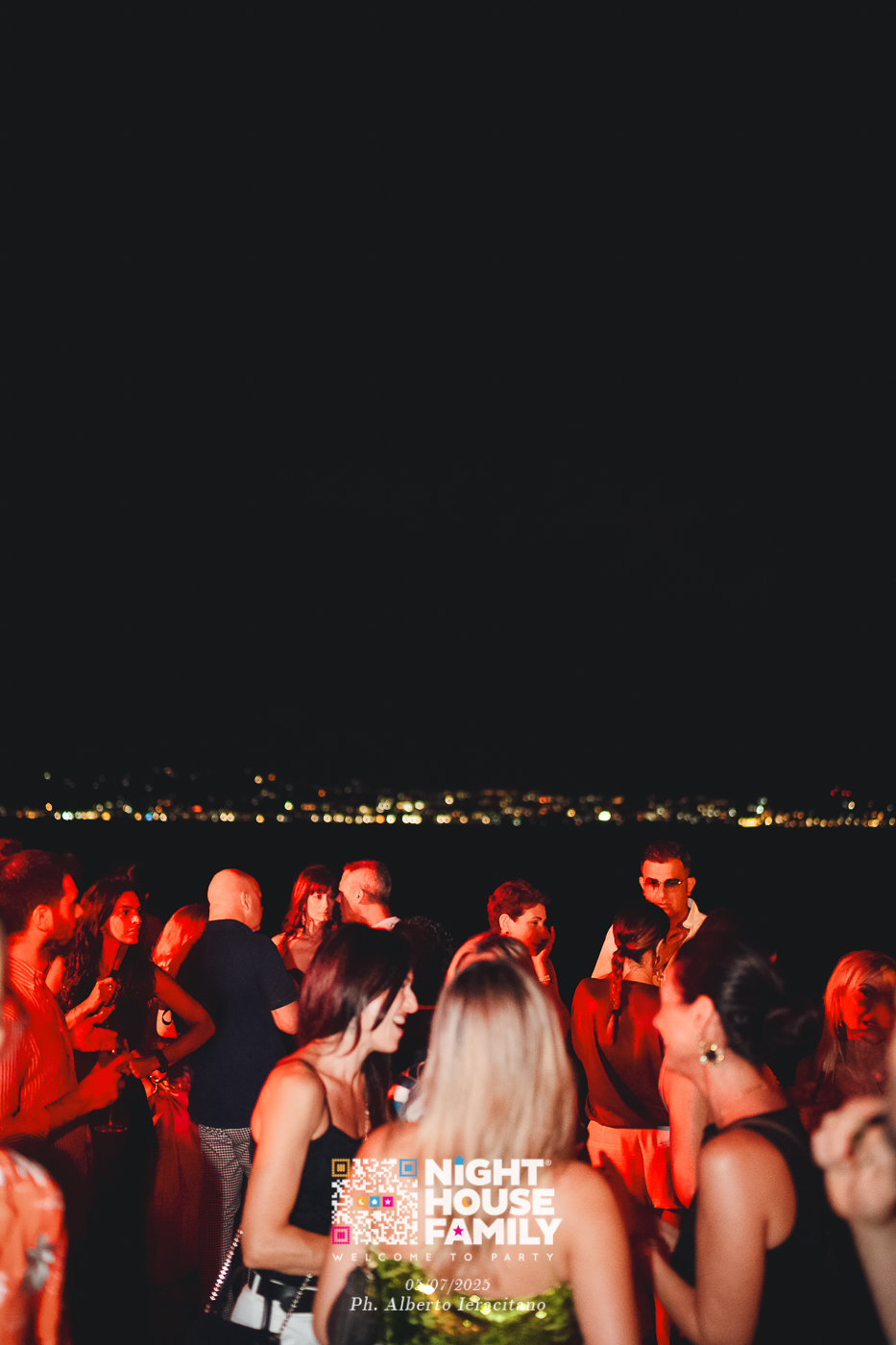 barbaratuckercalaviola ()