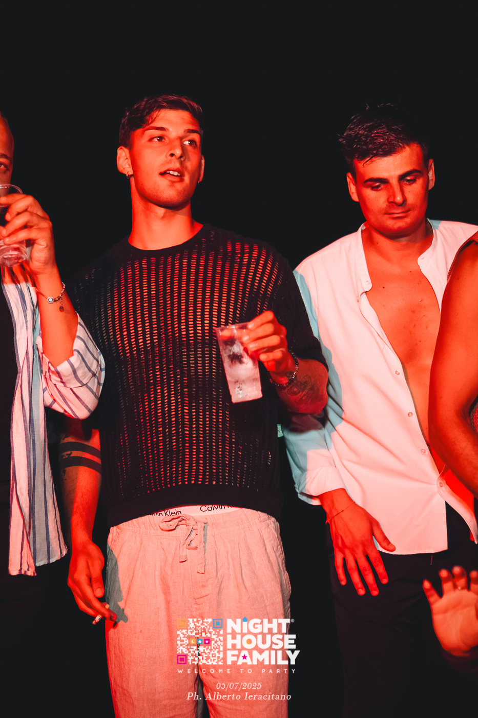 barbaratuckercalaviola ()