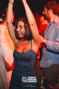 barbaratuckercalaviola ()