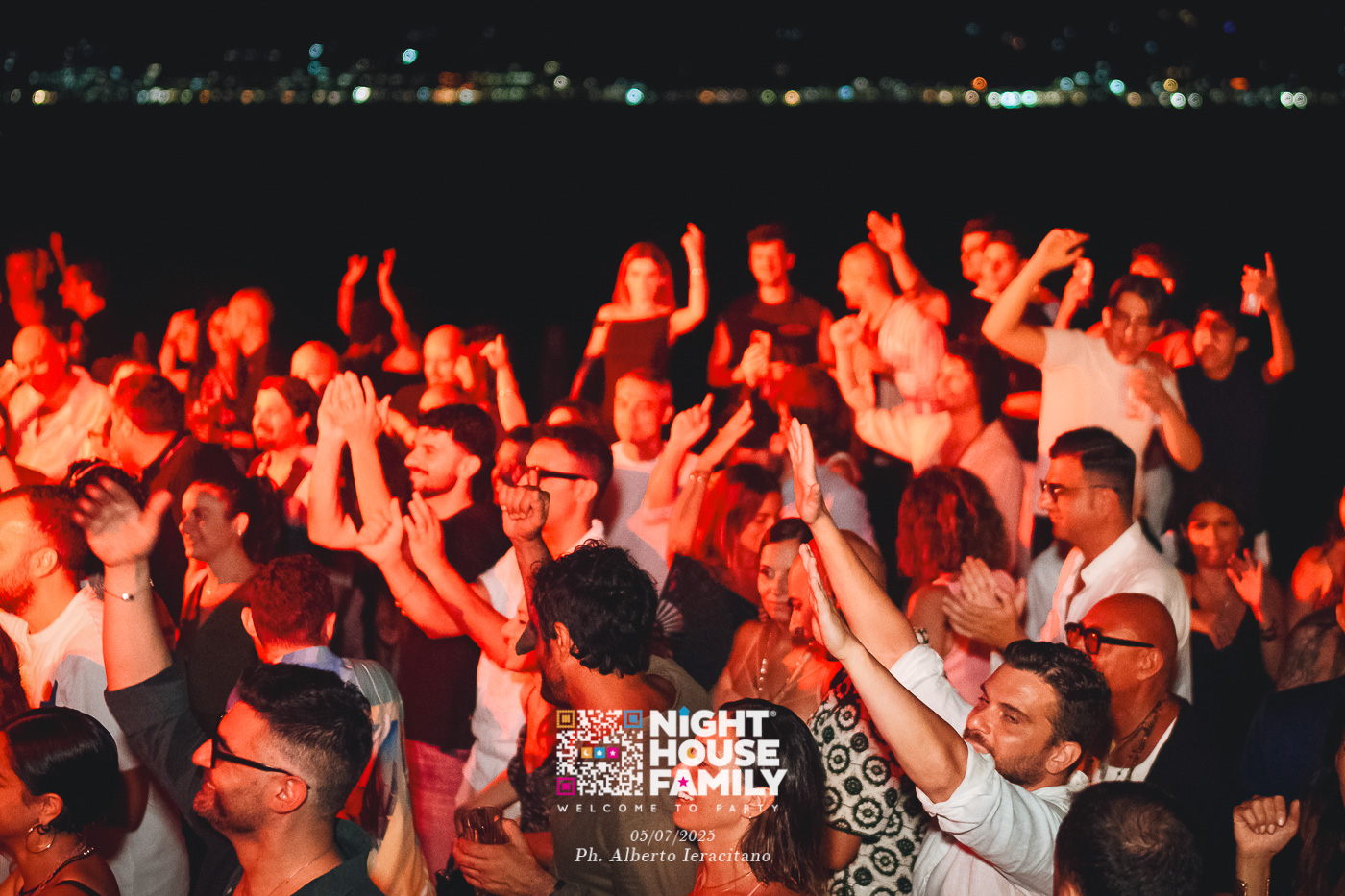 barbaratuckercalaviola ()