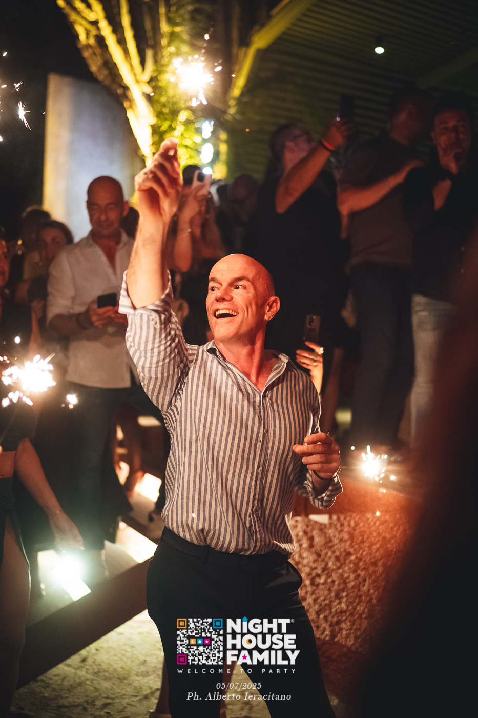 barbaratuckercalaviola ()