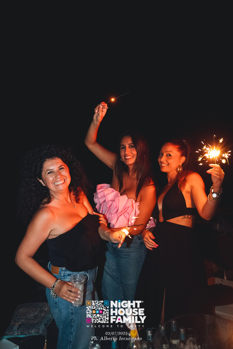 barbaratuckercalaviola ()