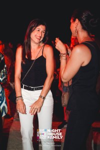 barbaratuckercalaviola ()