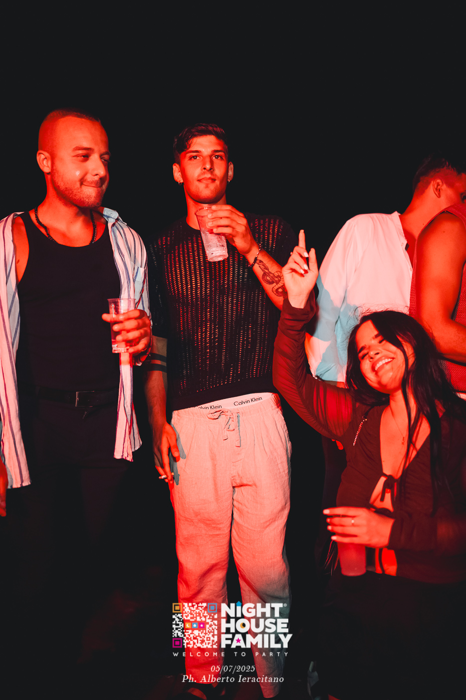 barbaratuckercalaviola ()