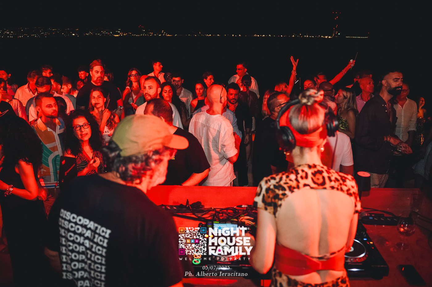 barbaratuckercalaviola ()