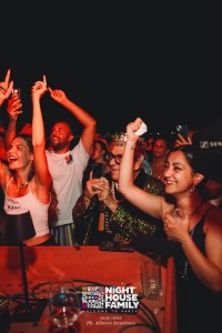 barbaratuckercalaviola ()