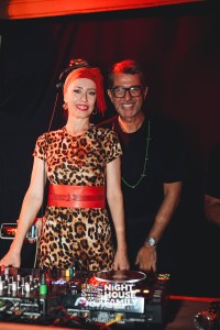 barbaratuckercalaviola ()