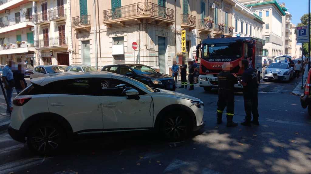 incidente stradale incorcio via guglielmo pepe