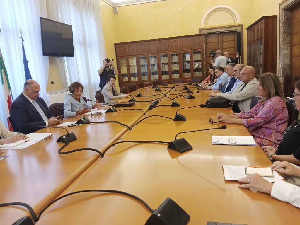 incontro prefettura ()