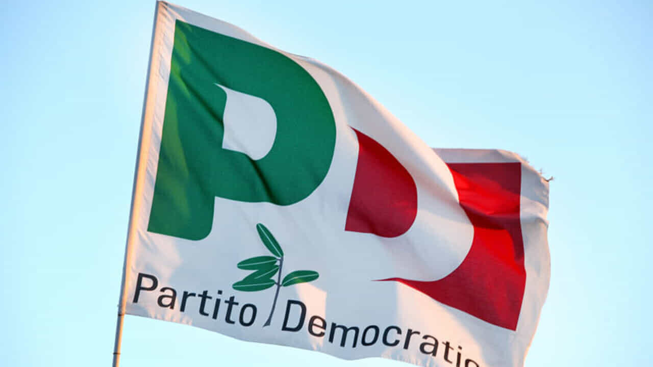 pd partito democratico bandiera () ()