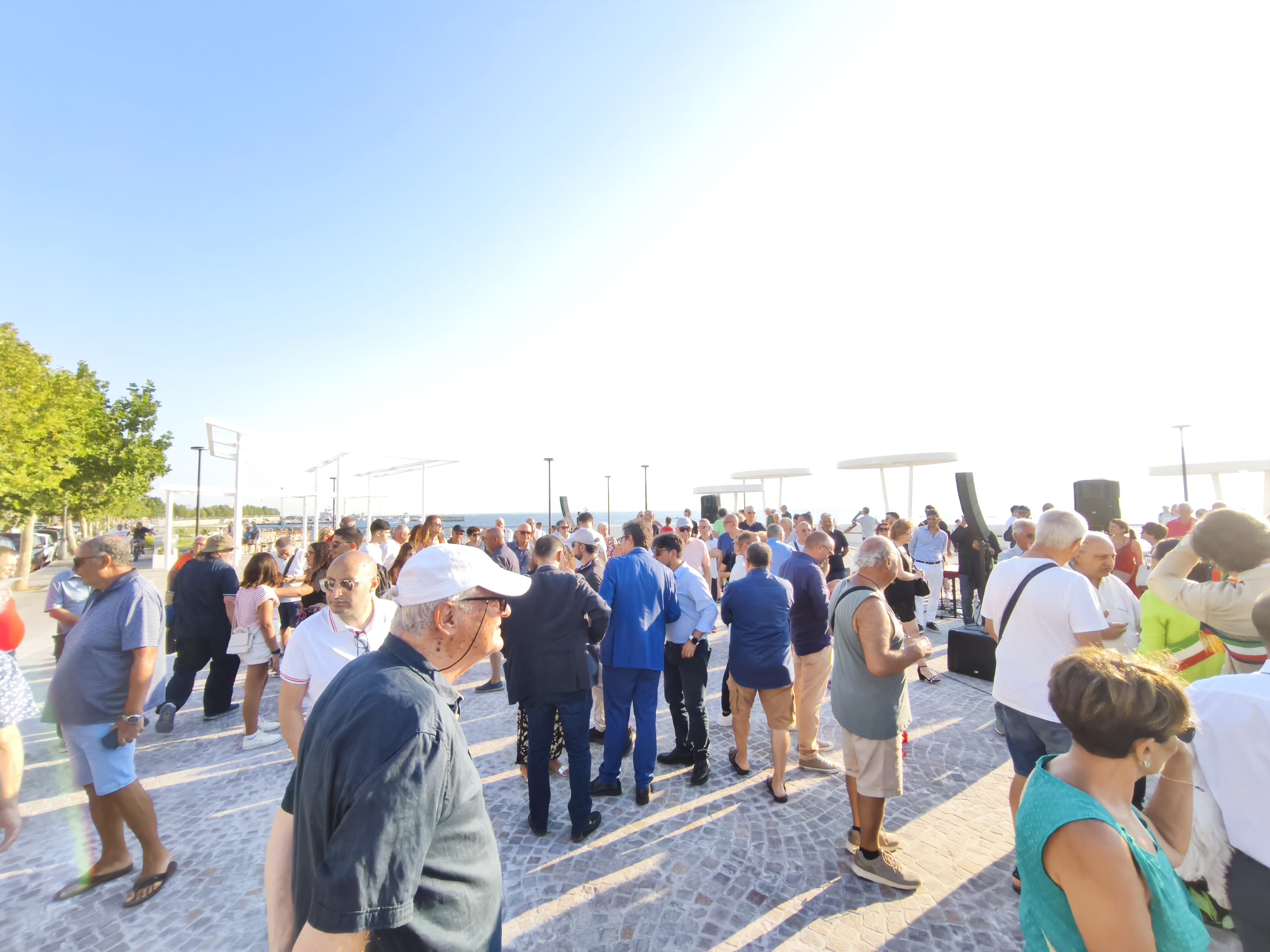 piazza repubbliche marinare patti per il sud villa san giovanni