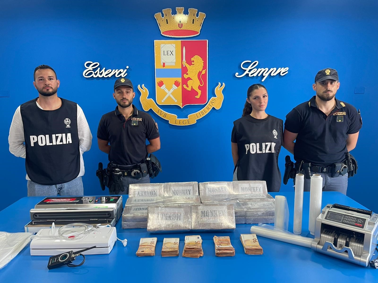 polizia di stato arresto droga gioia