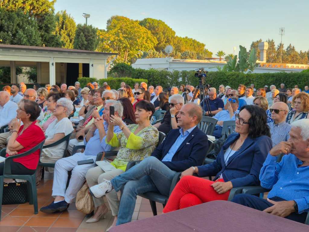 presentazione 'Economia d’amore' ilda tripodi ()