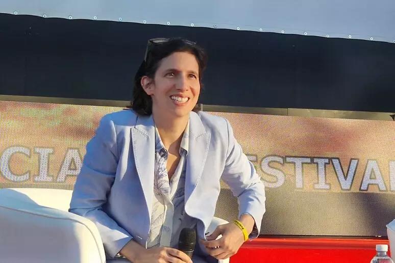 Schlein: “Sanità pubblica al centro della battaglia in Calabria”