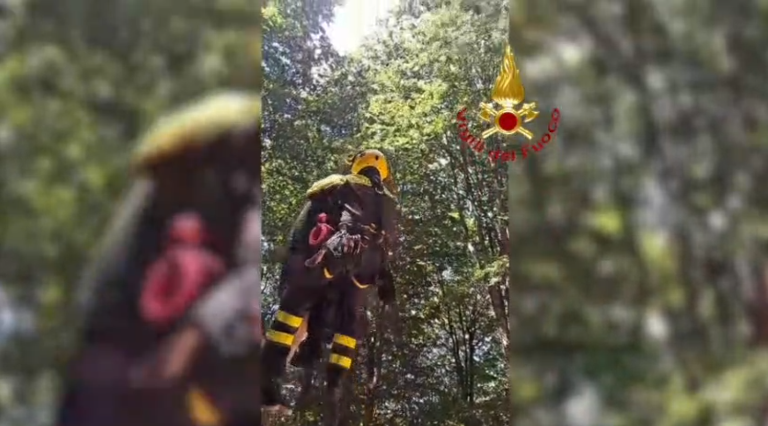 scout salvati vigili fuoco