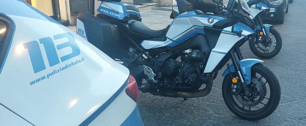 Gioia Tauro, appicca un incendio sul lungomare: arrestato 72enne