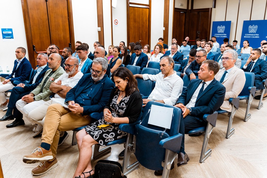 Assemblea Elettiva Confindustria Giovani RC jpg