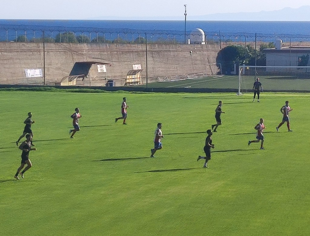 Reggina: oggi si torna in campo per un nuovo allenamento congiunto. Ci sarà Montalto?