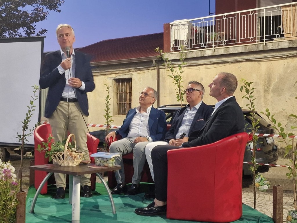 Terranova Sappo Minulio Pruna di frati ()