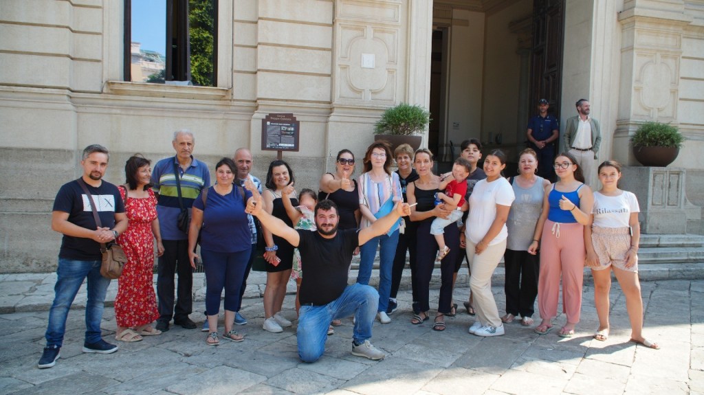 Sfratto Comparto 6, le associazioni: “Falcomatà ha firmato l’ordinanza, ora ci metta la faccia”