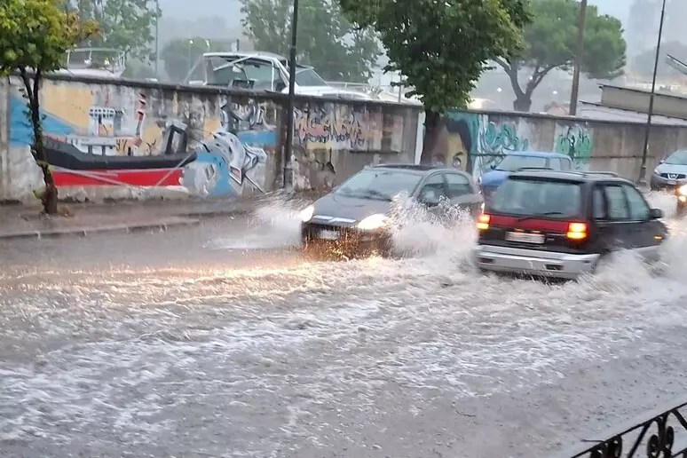 bomba acqua calabria vibo pizzo