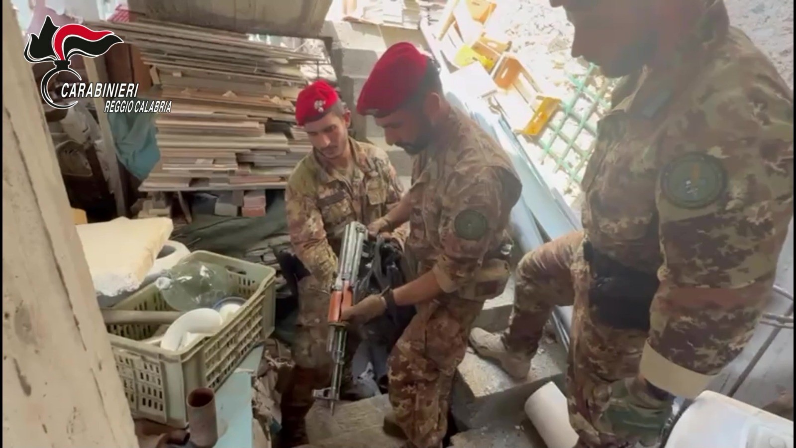 cc scoperto Kalashnikov marina gioiosa ionica