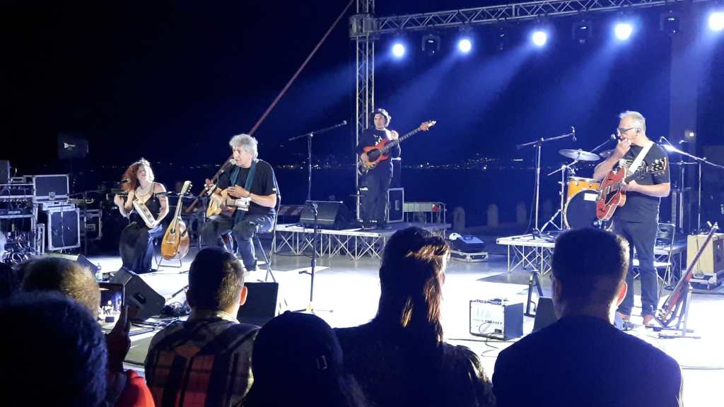 concerto eugenio bennato ()