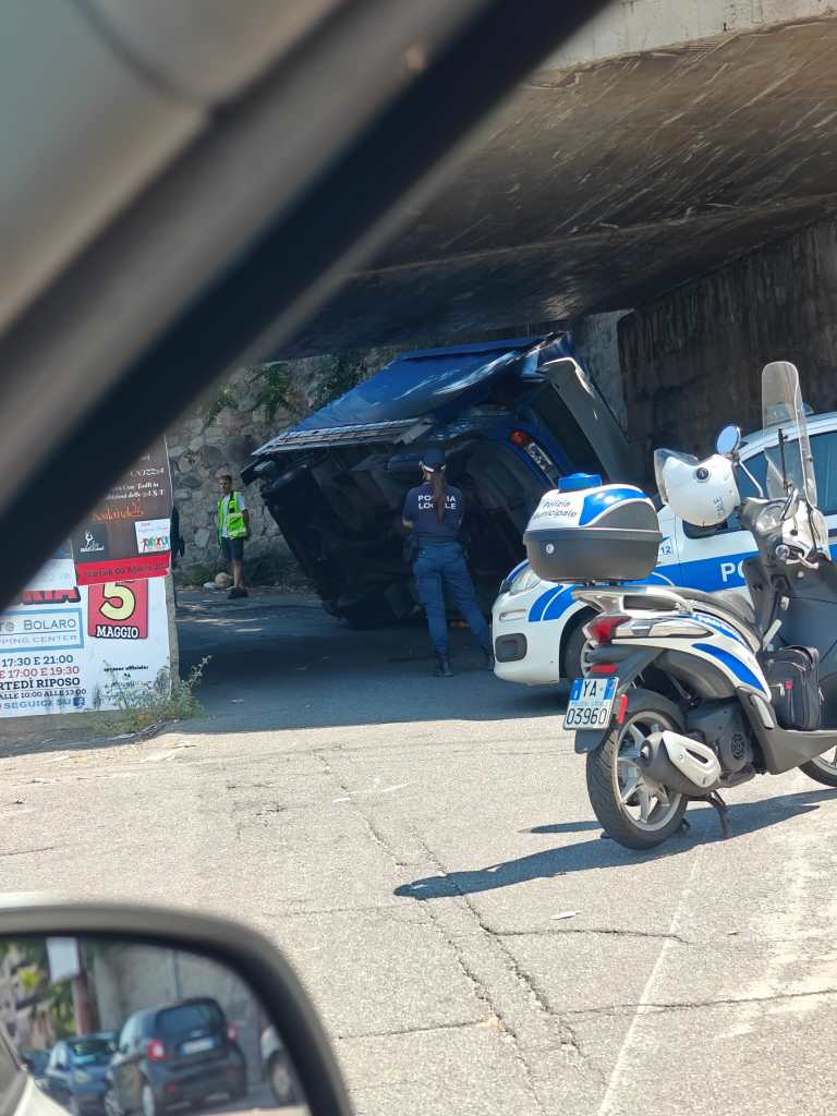 incidente pentimele furgone ()