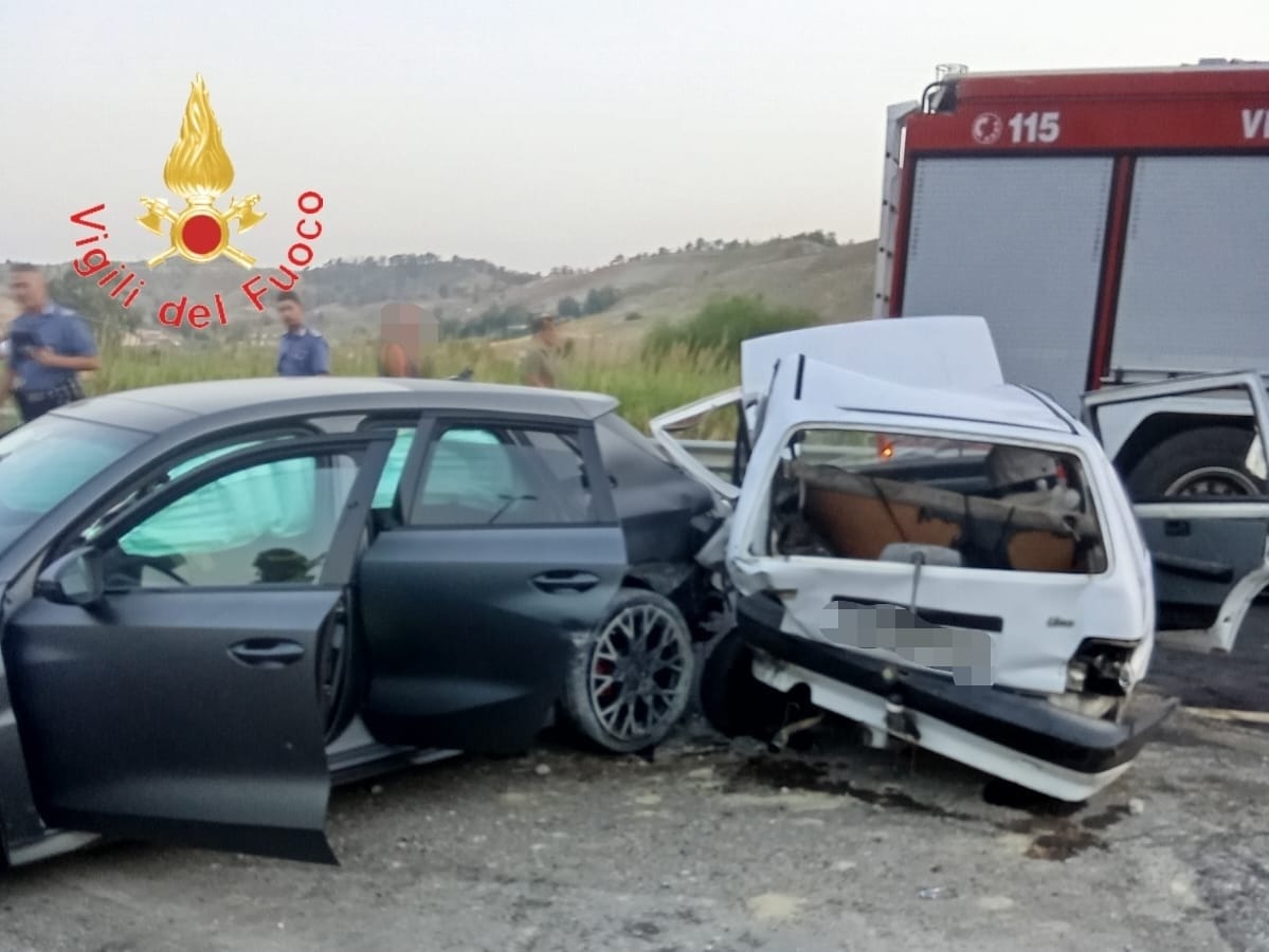 incidente stradale catanzaro ()