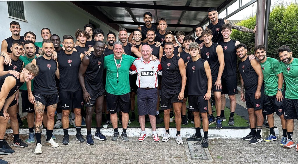 Reggina: visita speciale al Sant’Agata: si rivede la leggenda amaranto