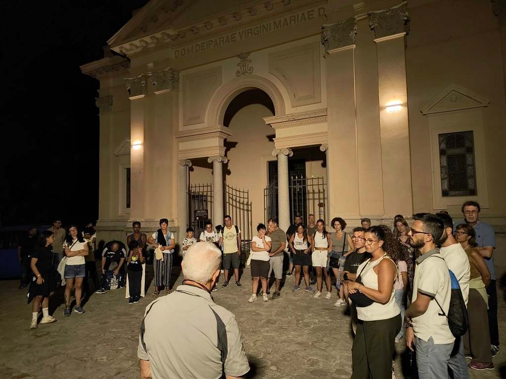 sotto i cieli dei borghi della Calabria Greca Kalabria Experience ()